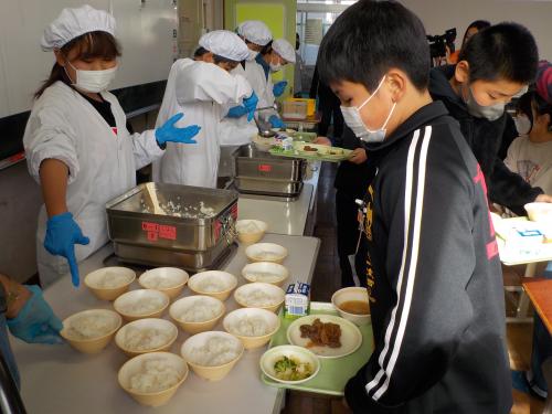 栃農給食DAY写真1