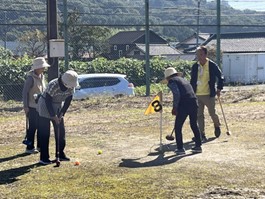 グラウンドゴルフ小野寺校２回目の様子