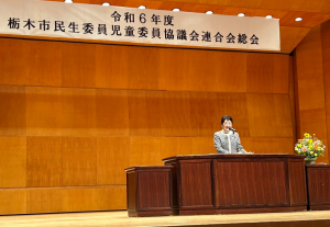 総会会場にて挨拶