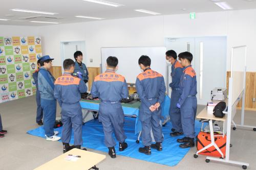 鑑識の様子３