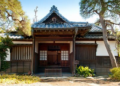 陣屋跡（岡田記念館）