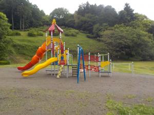 西方総合園の複合遊具