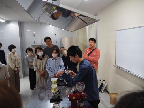 講師試演