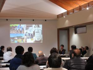 國府谷隊員の報告の様子２