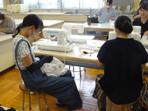 白衣修繕ボランティア２