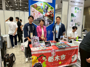 栃木市のブースに立ち寄る