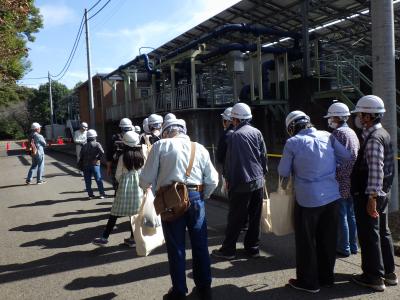 施設見学ツアー