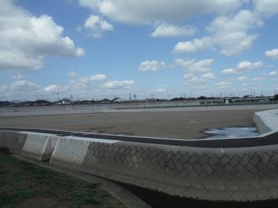 東郷堀川調節池①