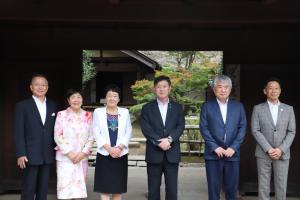 サミット首長集合写真