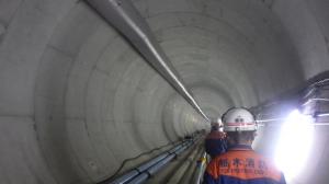 トンネル内