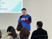01 スポーツ科学について説明する大向氏